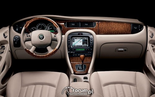 Interior-Jaguar-X-Type-2008-3.md.jpg