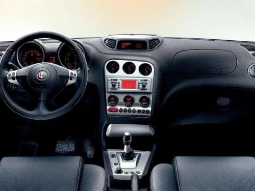 Alfa_Romeo-156_2.4_JTD-2003-800-23.md.jpg