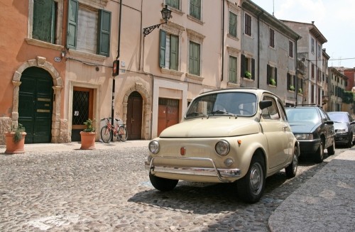 Little-vintage-Fiat-500-car-on-the-street-of-Verona.md.jpg