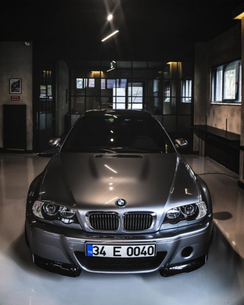 BMW-E46-___M3-Coupe-CSL.md.jpg