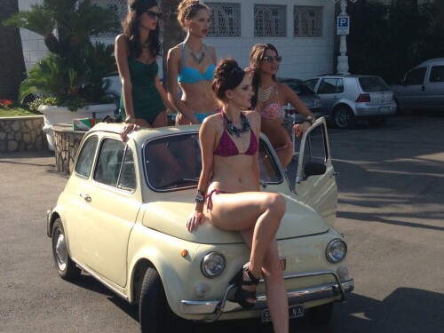 Super Chicas Fiat 500