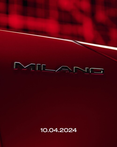 Badge Alfa Romeo Milano